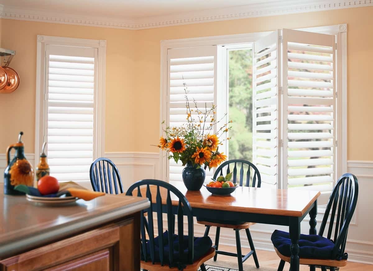 Choosing Custom Summer Window Treatments near Princeton, NJ