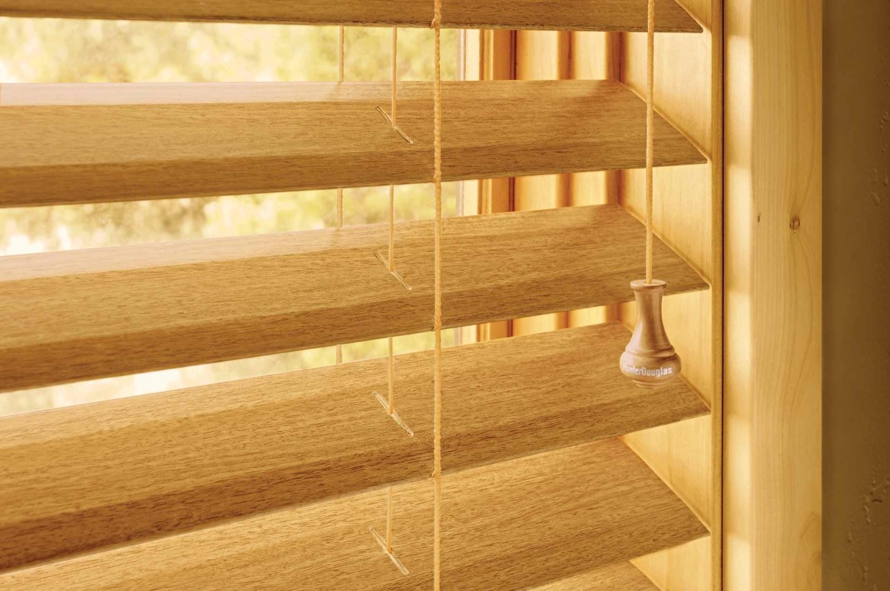 Hunter Douglas EverWood® Faux Wood Blinds near Princeton and Hillsborough, New Jersey (NJ)